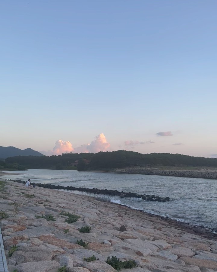 台風が去って　おだやかな古賀の海風は少し冷んやりかな〜